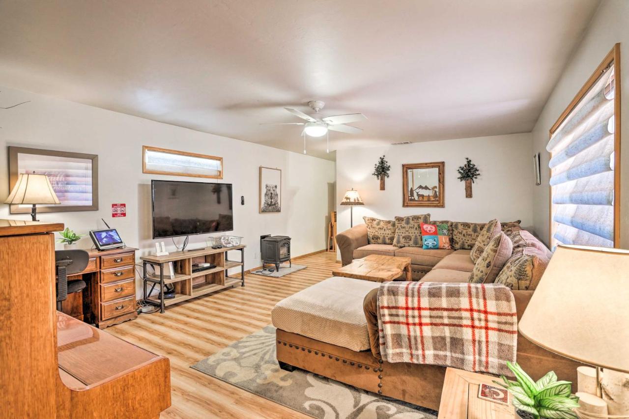 Big Bear Cabin With Deck And Hot Tub, Near Resorts! Lac Big Bear Extérieur photo