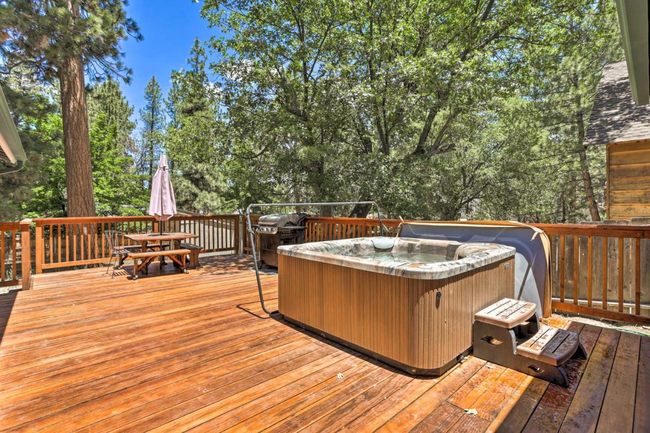 Big Bear Cabin With Deck And Hot Tub, Near Resorts! Lac Big Bear Extérieur photo